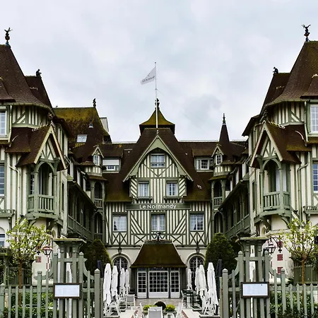 Le Mermoz - Centre, A 5 Min De La דירה