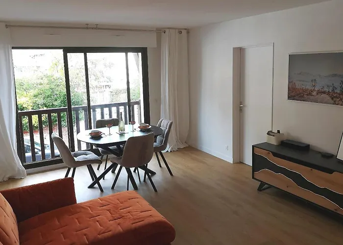 Le Mermoz - Centre, A 5 Min De La דירה *