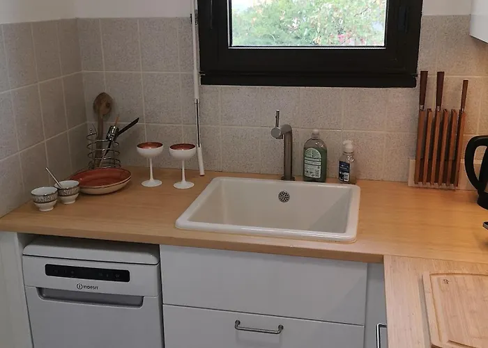 Le Mermoz - Centre, A 5 Min De La *