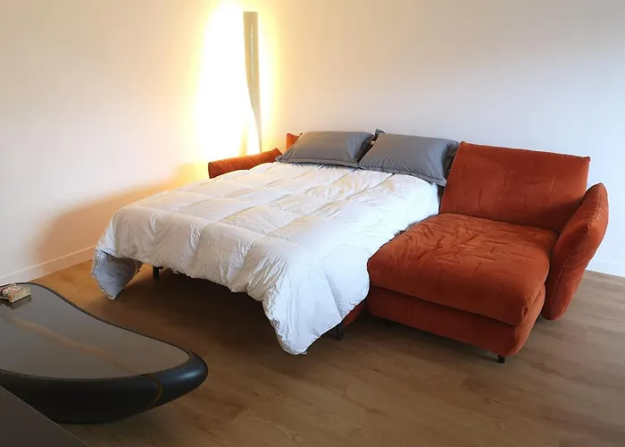 Le Mermoz - Centre, A 5 Min De La *